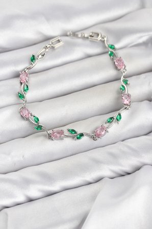 Pirinç Gümüş Renk Pembe Zirkon Taşlı Çiçek Model Kadın Bileklik
