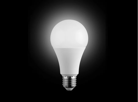 1 Adet NOAS YL95 1201 S 12W Sensörlü Led Ampul 6400K Beyaz Işık E27 Duy