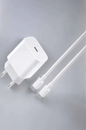 İOS Uyumlu Type-C Girişli Hızlı Şarj 15/15 Pro Max Adaptör ve Kablosu