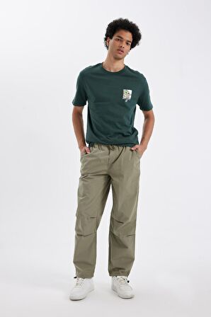 DeFacto Yazlık Jogger Pantolon Wide Leg Bol Rahat Kesim Paraşüt Beli Bağcıklı Geniş Bol Paça C9151AX24AUKH397