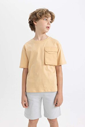 DeFacto Erkek Çocuk Oversize Geniş Kalıp Bisiklet Yaka Kısa Kollu Tişört C1342A824SMBG289