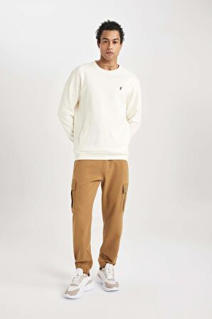 DeFactoFit Standart Fit Bisiklet Yaka Baskılı Cepli Sporcu Sweatshirt B4773AX24SPER105