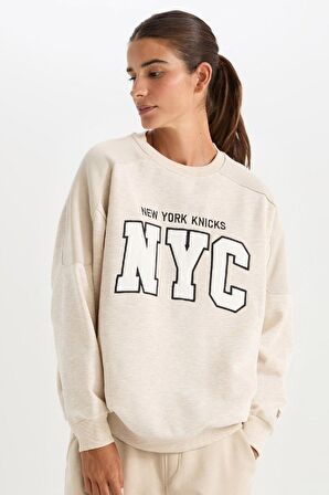 DeFactoFit NBA New York Knicks Oversize Geniş Kalıp Bisiklet Yaka Kalın Sweatshirt D2429AX24AUER123