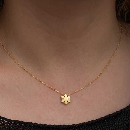925 Ayar Gümüş Gold Kaplama Minimal Kar Tanesi Kadın Kolye