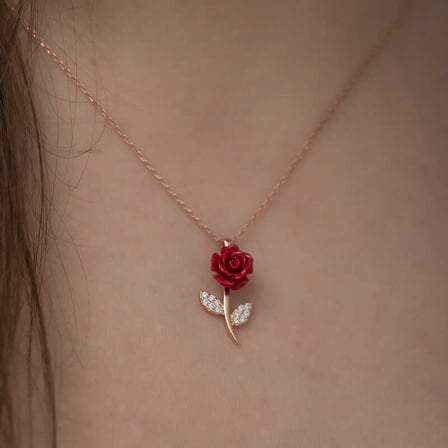​925 Ayar Gümüş Rose Kaplama Kırmızı Gül Kadın Kolye