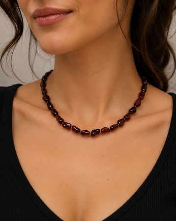 Koyu Amber  Damla Kehribar Yetişkin Kolye