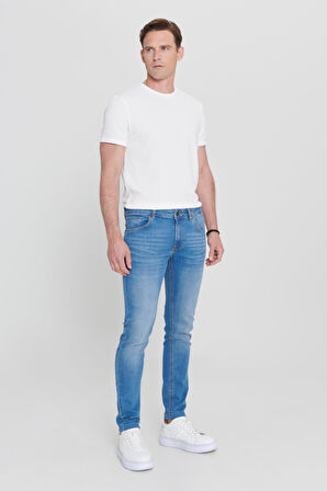 Erkek Açık Mavi Ekstra Slim Fit Dar Kesim Rıss Pamuklu Esnek Denim Jean Kot Pantolon