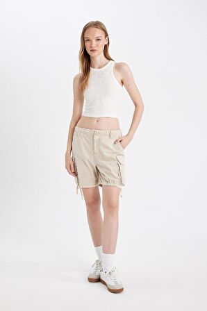 DeFacto Coool Regular Fit Normal Bel Kısa Paça Gabardin Şort D1006AX24SMBG155