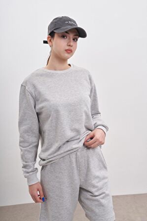 Kadın Oversize Uzun Kol Sweatshirt Şortlu Takım