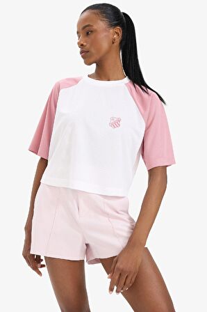 DeFactoFit Crop Bisiklet Yaka Baskılı Sporcu Kısa Kollu Tişört D8031AX25SPWT83