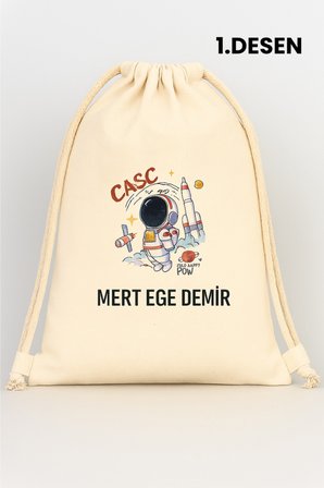 Erkek Çocuk Kıyafet Kesesi Özel İsim Yazılı Kişiselleştirilebilir İp Kapamalı Su Geçirmez 30x40 cm
