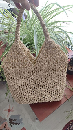 El Yapımı Kağıt İpten Bohem Tote Çanta – Doğal, Hafif ve Şık Tasarım