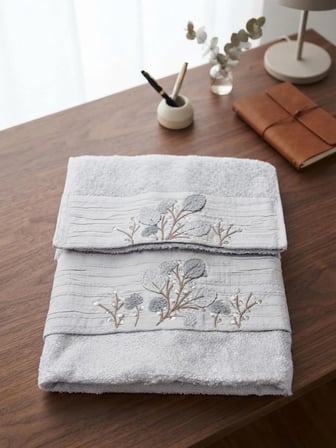 Beliz Süzene Bambu Bürümcük Analı Kızlı Havlu Seti (1 Adet 30x50 cm ve 1 Adet 50x90 cm ) %70 Bambu %30 Pamuk