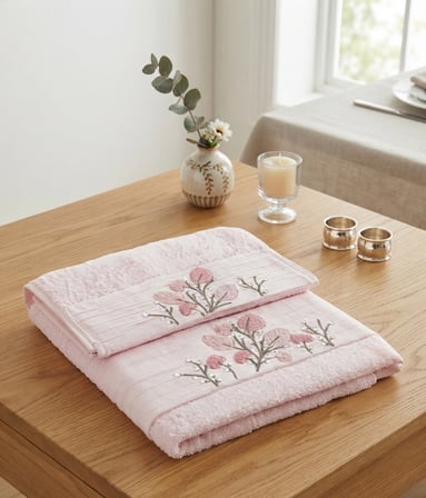Beliz Süzene Bambu Bürümcük Analı Kızlı Havlu Seti (1 Adet 30x50 cm ve 1 Adet 50x90 cm ) %70 Bambu %30 Pamuk