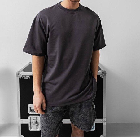 OVERSIZE ÖZEL DİKİM TEK RENK TİŞÖRT - MANKEN ÜST DÜZEY SPOR TİŞÖRT