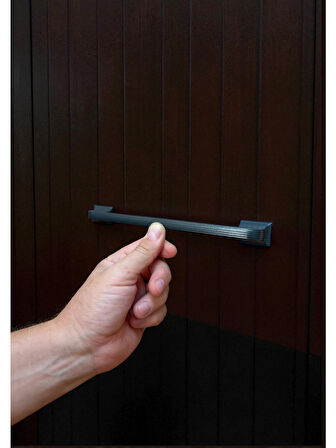 Beta Çizgili Antrasit Alüminyum Metal Lüks Modern Mobilya Çekmece Mutfak Dolabı Kulpu 160mm-192mm