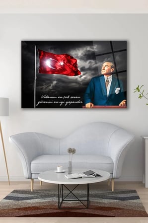 Atatürk ve Vatanını En Çok Seven Görevini En İyi Yapandır Yüksek Çözünürlüklü Yatay Cam Tablo