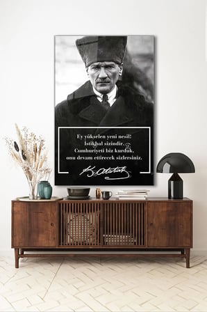 Atatürk Özel Tasarım 6 Siyah Beyaz Dikey Cam Tablo