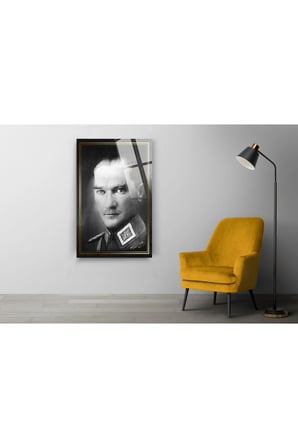 Mustafa Kemal Atatürk Siyah Beyaz Üniformalı Cam Tablo 10 Kasım Atatürk Tablo Ofis Dekor