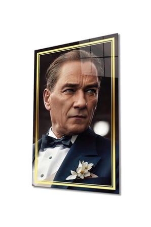 Gold Şeritli Yapay Zeka Atatürk Portresi Cam Tablo, Darbelere Dayanıklı Kırılmaz Temperli