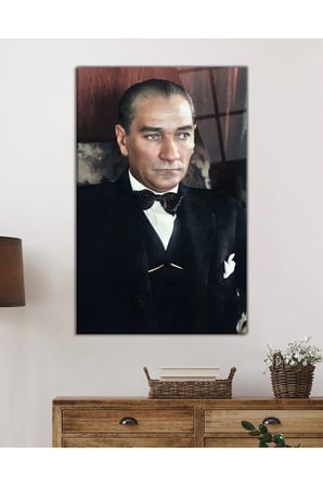 Takım Elbiseli Atatürk Portresi Cam Tablo, Darbelere Dayanıklı Kırılmaz Temperli