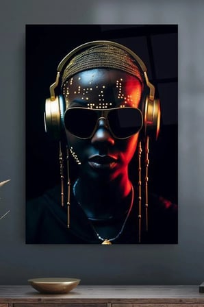 DJ KADIN GOLD RENKLERLE KADIN YÜZÜ GÖRSELİ KIRILMAZ LÜKS CAM TABLO EV İŞ YERİ OFİS HEDİYESİ