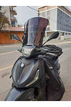Piaggio Beverlys 400 Siperlik Ön Cam 2021 2024 Model 44cm Siyah Renkli 4mm