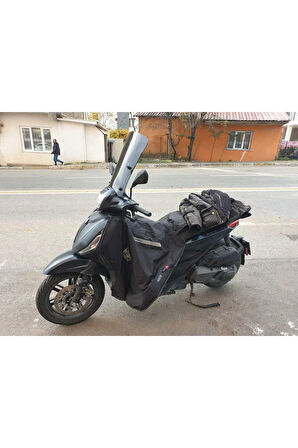 Piaggio Beverlys 400 Siperlik Ön Cam 2021 2024 Model 44cm Siyah Renkli 4mm