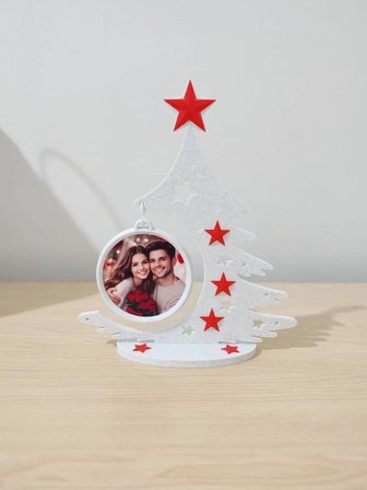 Yılbaşı Ağacı Tasarımlı Fotoğraf Çerçevesi – 3D Baskı Dekoratif Masa Çerçevesi