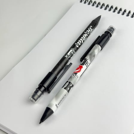 Bak Gel Al Beşiktaş Taraftar Kalemi 0.7 mm Uçlu Versatil Kalem Siyah Beyaz Plastik Malzeme Lisanslı Ürün