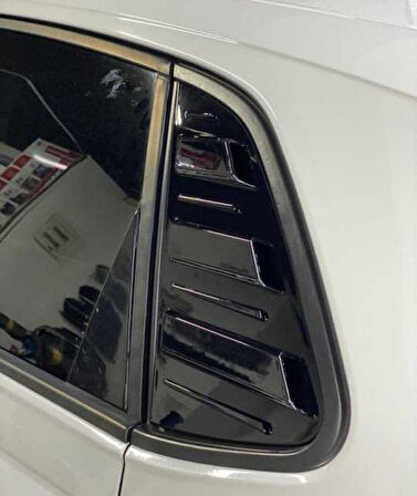 Volkswagen Polo İçin Uyumlu 2019+ Kelebek Cam Kaplama Piano Black