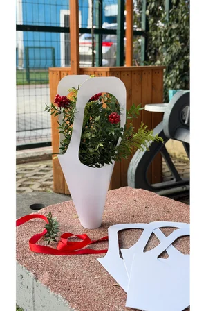 1 Adet Kokina Çiçeği İçin Beyaz Lüks Çanta – Kağıt Saksı, Buket ve Saksı Çiçek Taşıma Çantası