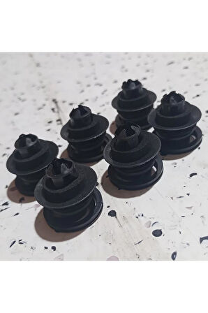 3B0868243 1997-2000 VW Passat Kapı Döşeme Klipsi 6 Adet AtiParts