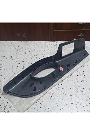 809601792R Renault Trafic 3 Sağ Ön Kapı Kolu Tutma Bakali AtiParts