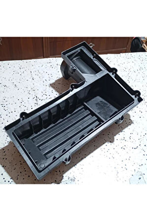 3C0129607BD 2010-2014 VW Golf Hava Filtre Kutusu Üst Parç AtiParts