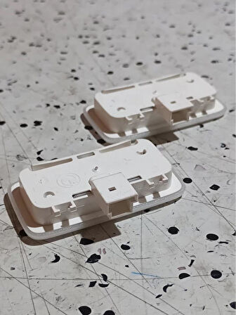 63319397852 2011-2015 BMW 3 Serisi F30 Güneşlik Lambası 2 AtiParts