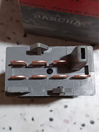 3B0953235B 01C 2003-2005 VW Passat Dörtlü Flaşör Düğmesi AtiParts