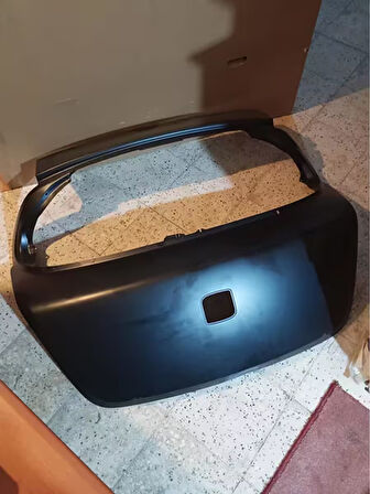 5P5827024 2005-2009 Seat Toledo Bagaj Kapağı AtiParts