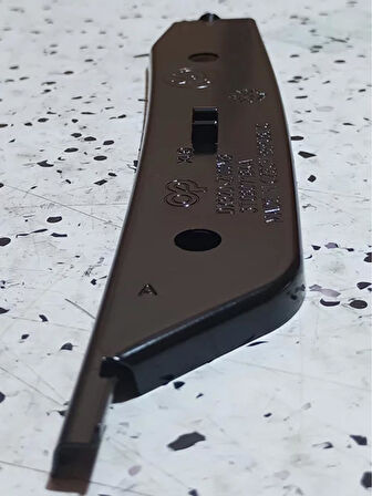 3T0807184A 2014-2015 Skoda Superb Ön Tampon Sağ Braketi AtiParts