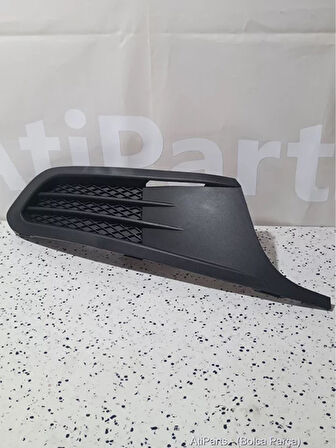 5C6853666 9B9 2011-2014 VW Jetta Sağ Sis Farı Çerçevesi AtiParts (Bolca Parça)