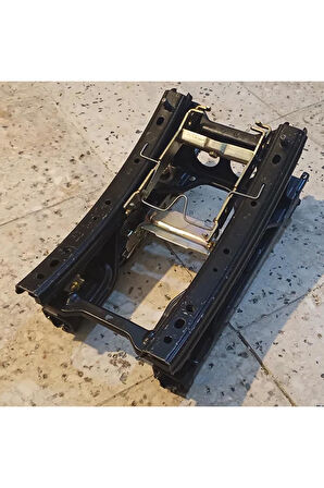 7700769910 91-95 Renault R21 Sağ Ön Koltuk Kızağı AtiParts