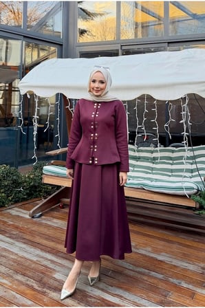 Düğme Detaylı Scuba Tesettür Takım