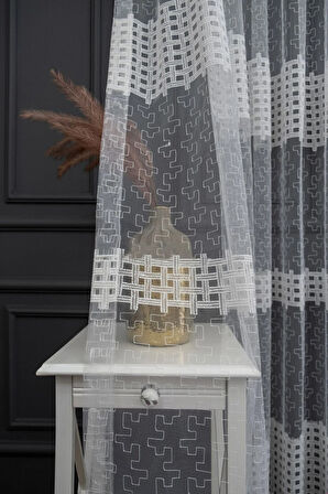 Farbateks Dikim Brode Işlemeli Kareli Desen Tasarım 3kat Pileli Tül Perde