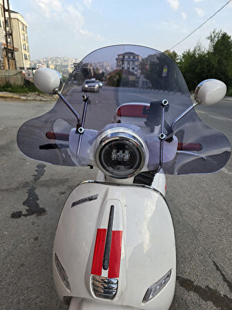 MOTOCAM Küba Brillant Siperlik Ön Cam 2021-2025 Model 45cm Füme Renkli APARATSIZDIR
