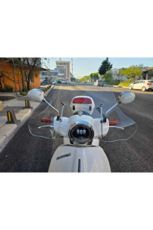 MOTOCAM Küba Brilliant Siperlik Ön Cam 2021-2025 Model 45cm Şeffaf Renkli Elcikli APARATSIZDIR