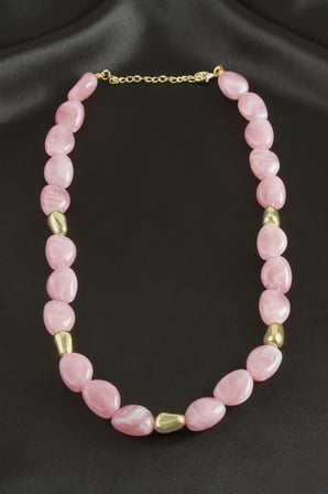 Zr Model Oval Plastik Kolye