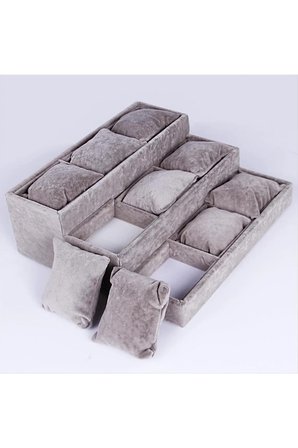 3 Basamaklı Anfora Kumaş Yastıklı Stand
