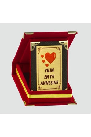 Yılın En İ̇Yi Annesine Plaketi
