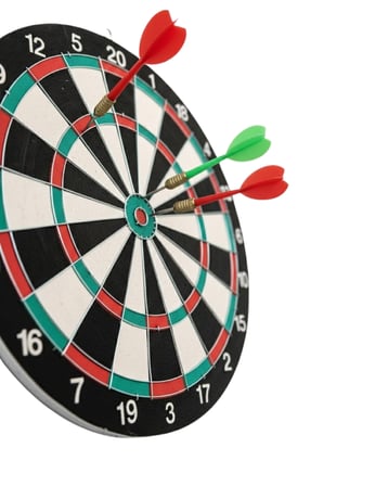 15 İnç Büyük Boy Dart Tahtası Ev Oyun Seti 4 Adet Metal Uç Oklu