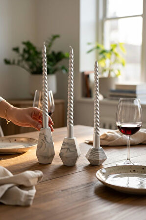 Burgulu Şamdan Mumu Üçlü Mum 22 mm çap 250 mm Boy  7 Saat Kullanım Süreli